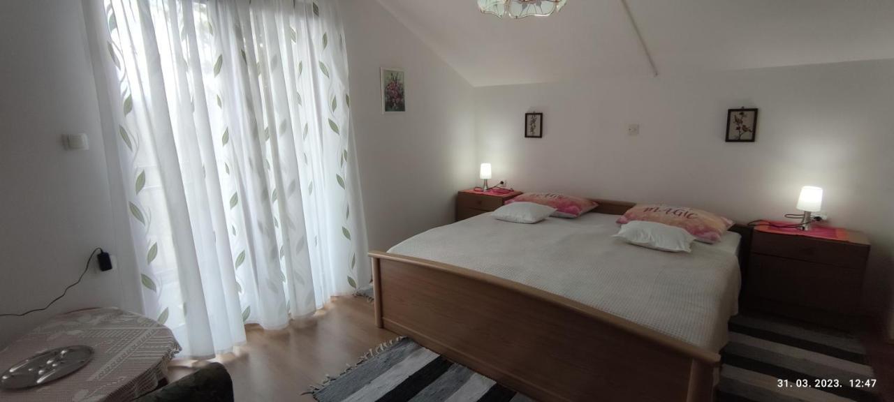 Appartamento Liammarco Plaški Esterno foto